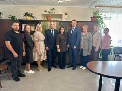 Сегодня состоялось важное событие в Смидовичском районе. На должность главы Камышовского сельского поселения вступила Савчук Екатерина Вячеславовна.